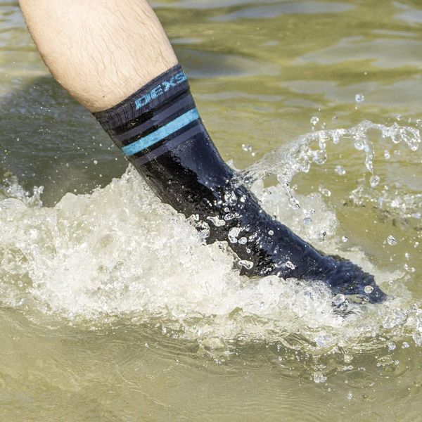 Шкарпетки водонепроникні Dexshell Ultra Dri Sports, р-р S, з блакитною смугою DS625W-ABS фото